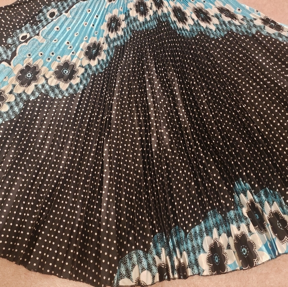 St. Laurent Italy Skirt - Picture 9 of 12